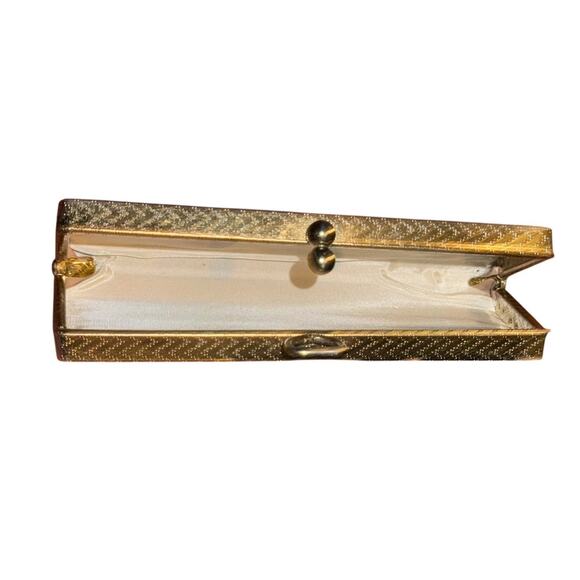 Vintage Gold Tone Floral Etched Metal Vanity Trinket Case Lined Formal Dinner - Picture 7 of 7